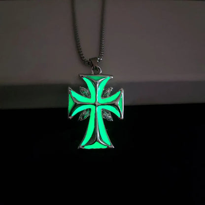 Hip-Hop Cross Alloy Plating Men'S Pendant Necklace