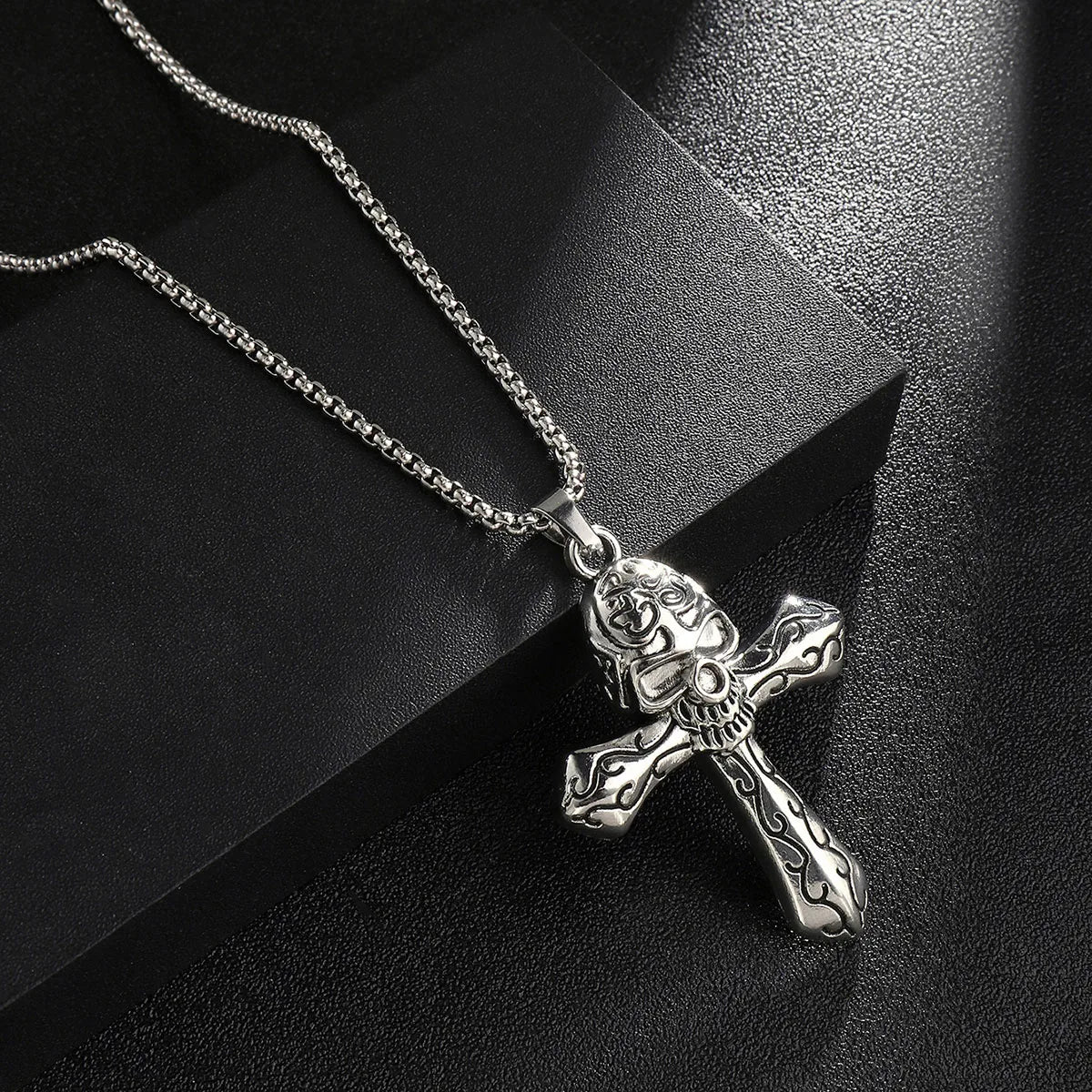 Hip-Hop Skull Cross 201 Stainless Steel Zinc Alloy Polishing Men'S Necklace