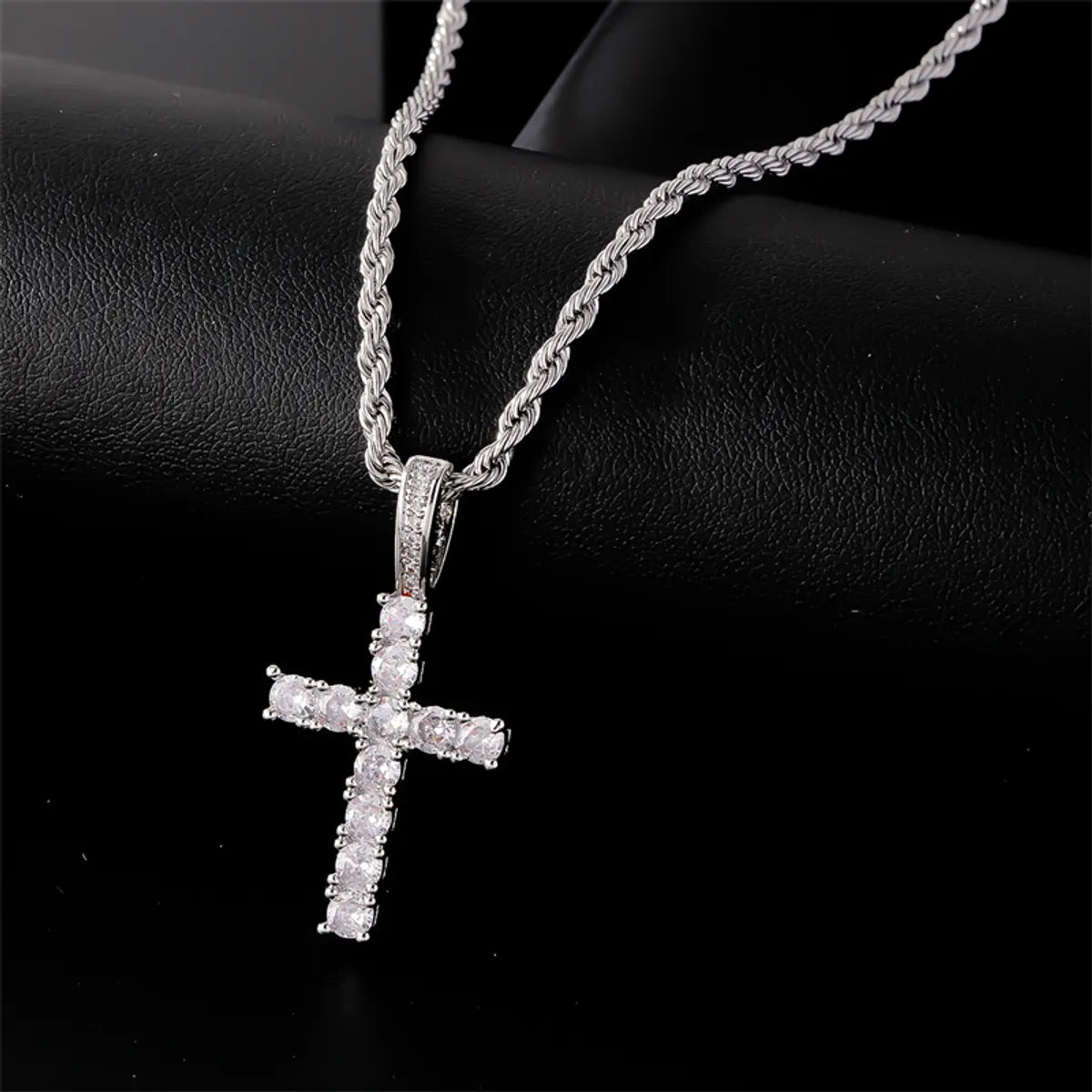 Hip-Hop Cross 304 Stainless Steel Copper Plating Inlay Zircon K Gold Plated Rhodium Plated Women'S Pendant Necklace