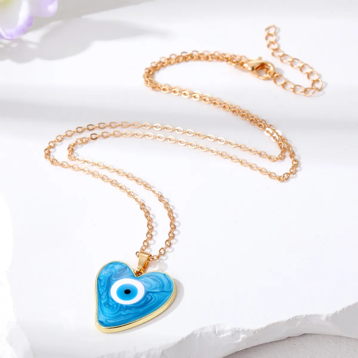 Hip-Hop Devil'S Eye Heart Shape Alloy Enamel Plating Women'S Pendant Necklace 1 Piece