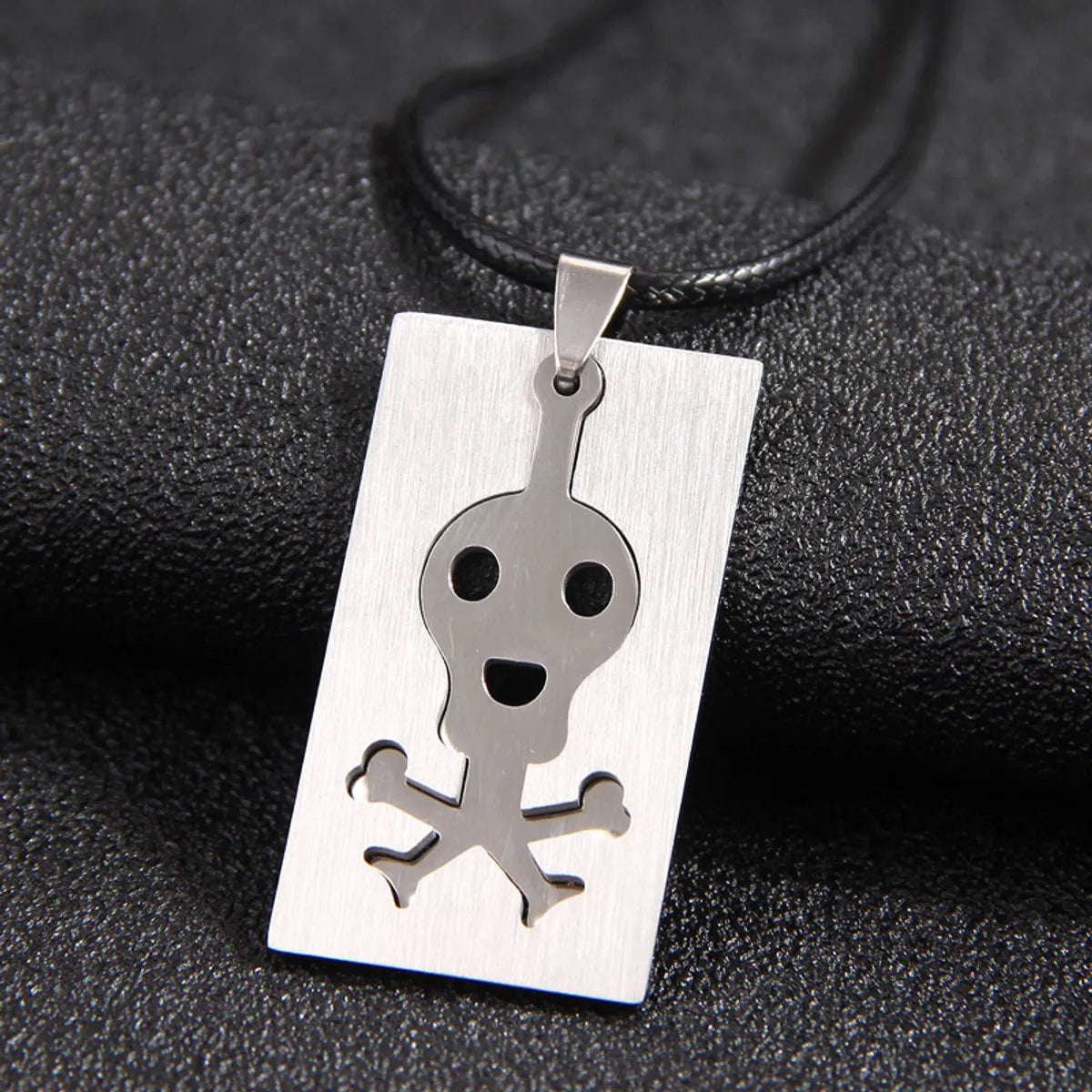 Hip-Hop Guitar Skull Stainless Steel Men'S Pendant Necklace