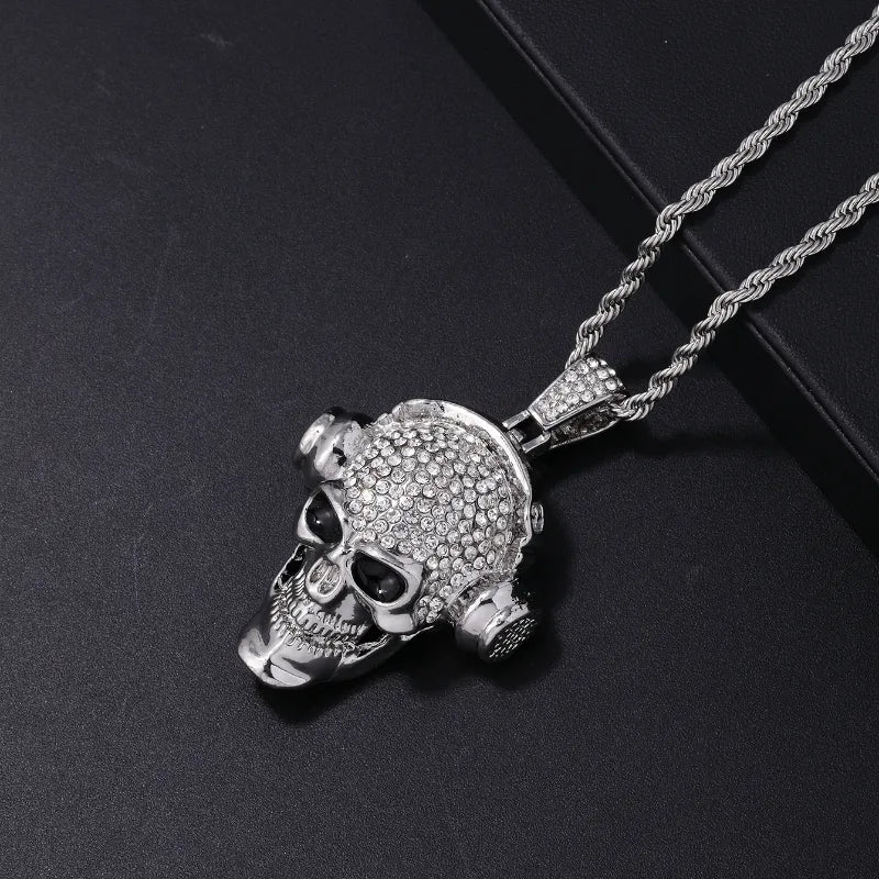 Hip-Hop Punk Skull Stainless Steel Alloy Plating Inlay Rhinestones White Gold Plated Gold Plated Men'S Pendant Necklace