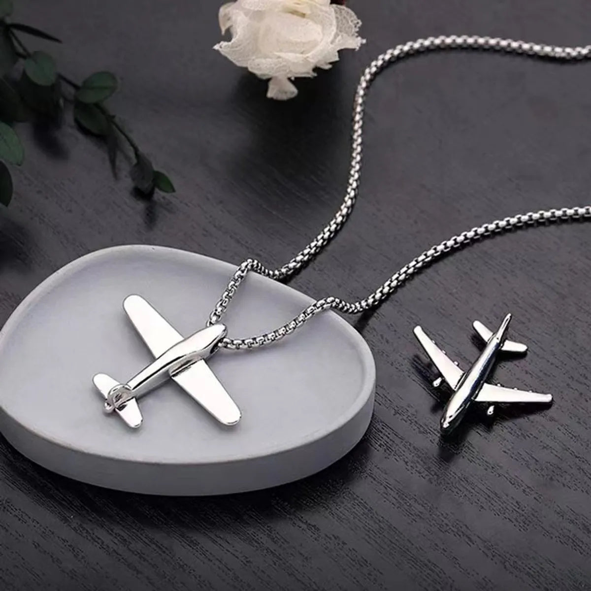 Hip-Hop Retro Airplane Stainless Steel Alloy Unisex Pendant Necklace Sweater Chain