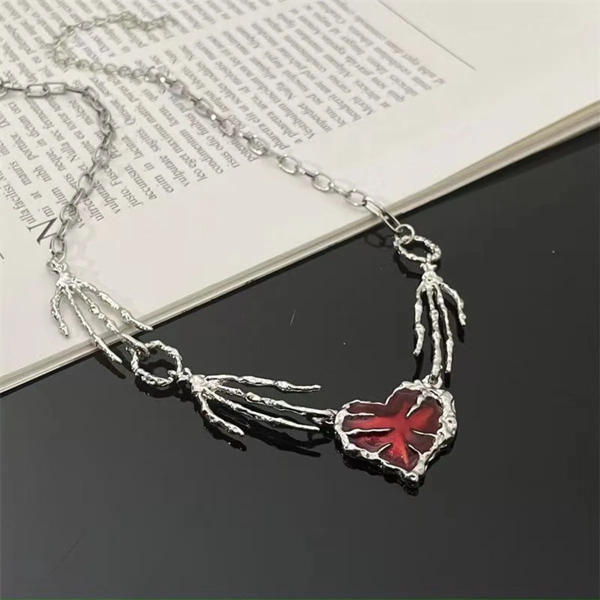 Hip-hop Retro Heart Shape Alloy Wholesale Pendant Necklace