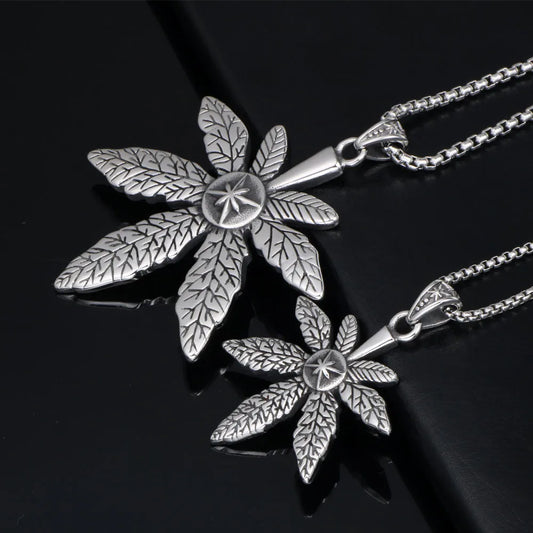 Hip-Hop Retro Punk Maple Leaf 304 Stainless Steel Polishing Men'S Pendant Necklace