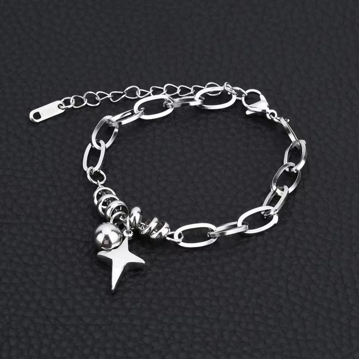 Hip-Hop Retro Round Star Stainless Steel White Gold Plated No Inlay Bracelets In Bulk