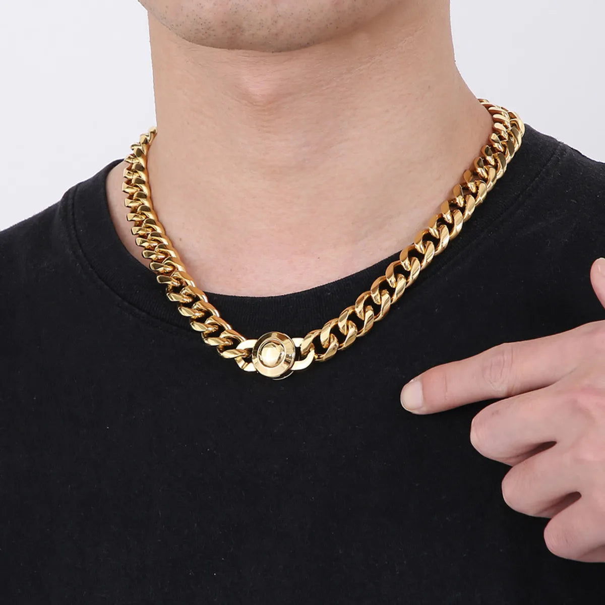 Hip-hop Retro Solid Color Titanium Steel Plating Chain 18k Gold Plated Necklace