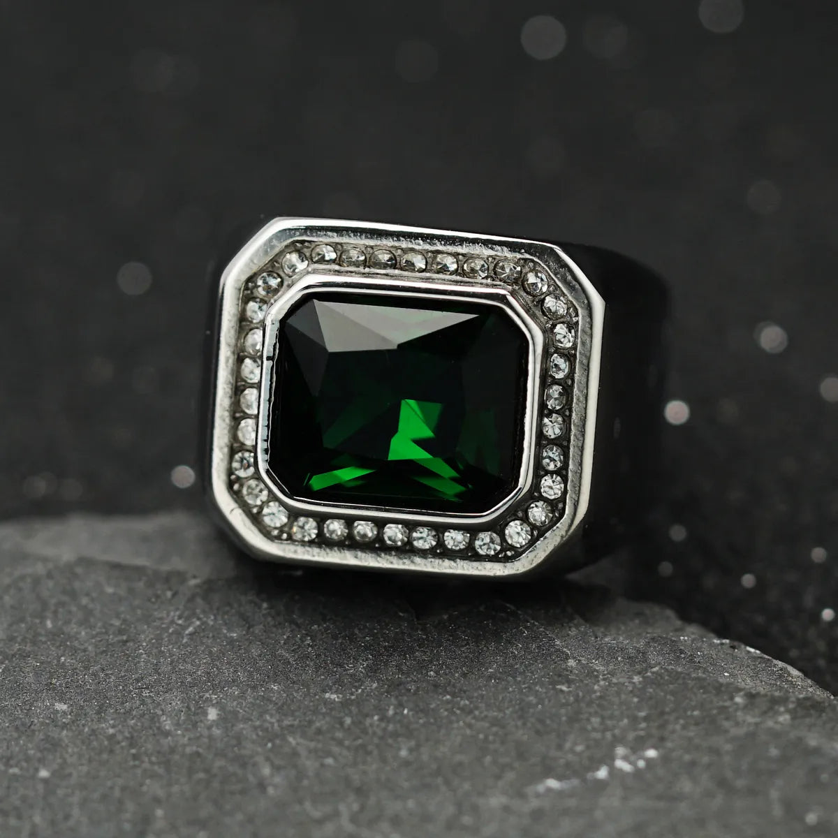 Hip-Hop Retro Square Titanium Steel Inlay Zircon Men'S Rings