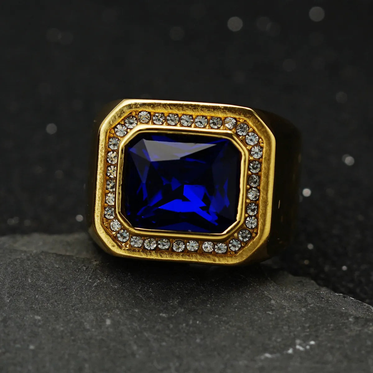 Hip-Hop Retro Square Titanium Steel Inlay Zircon Men'S Rings