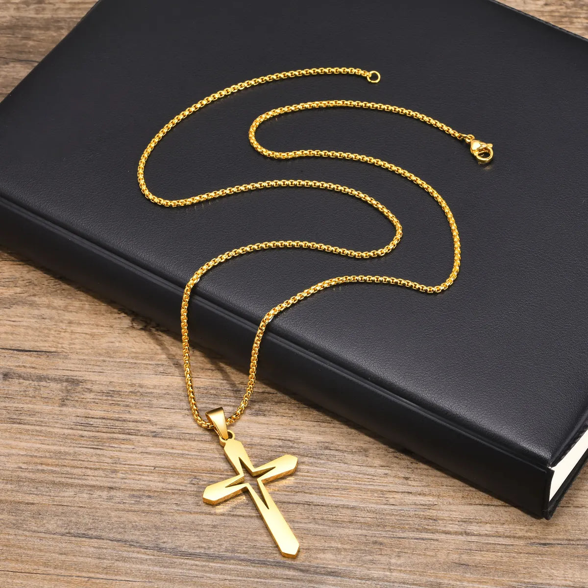 Hip-Hop Simple Style Streetwear Cross Stainless Steel Hollow Out 18K Gold Plated Men's Pendant Necklace