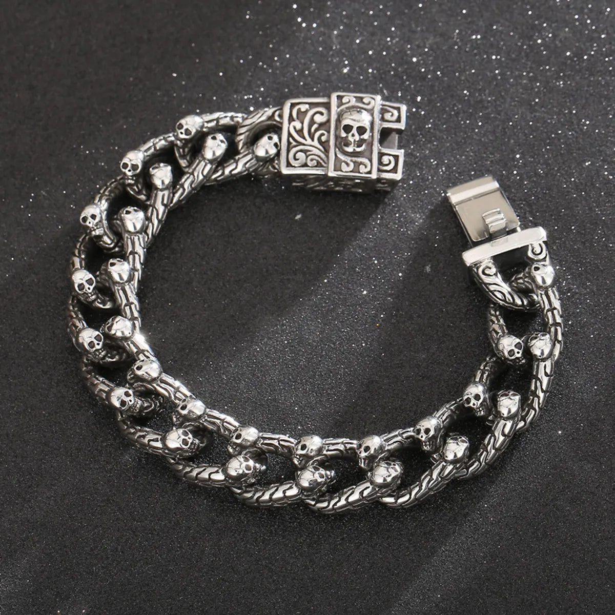 Hip-hop Skull Stainless Steel Bracelets 1 Piece