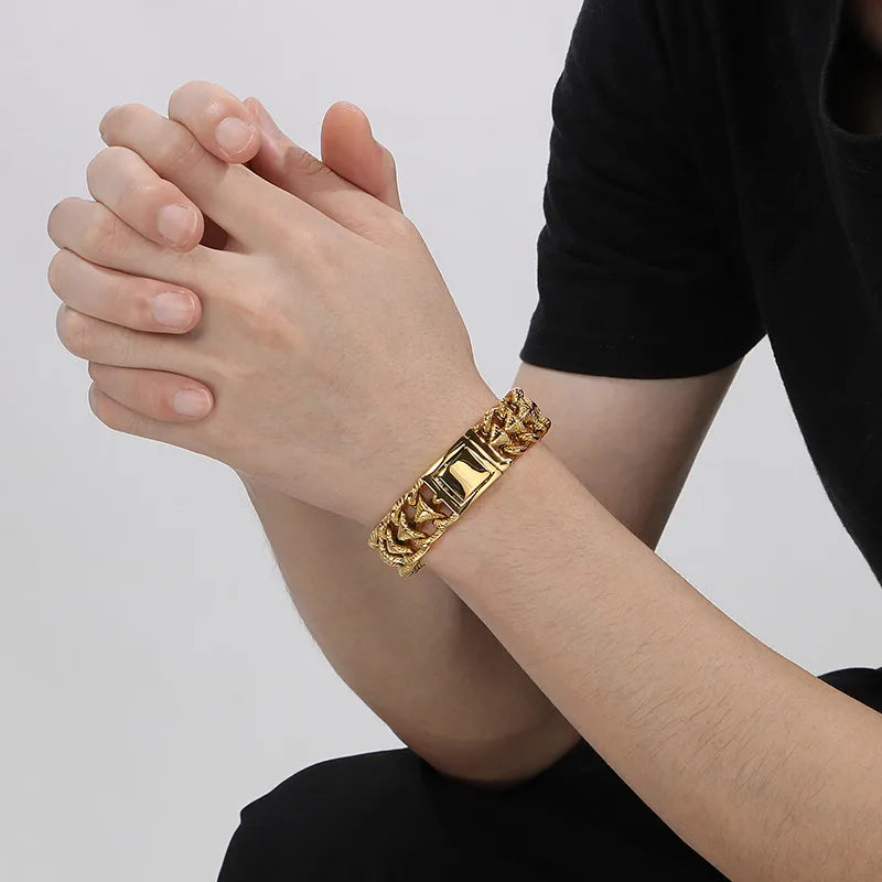 Hip-Hop Solid Color 304 Stainless Steel Plating 18K Gold Plated Men'S Bracelets