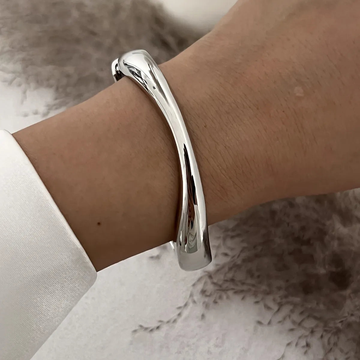 Hip-Hop Solid Color Alloy Wholesale Bangle