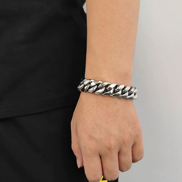 Hip Hop Stainless Steel Geometric Cuban Bracelet With Spring Buckle And Round Grinding Electroplating For Unisex