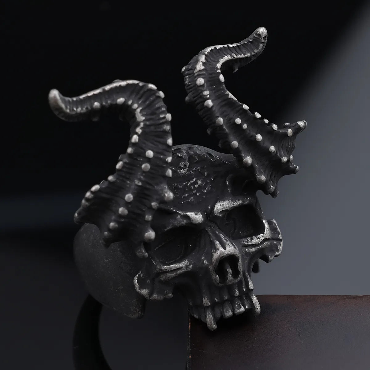 Hip-Hop Streetwear Skull 304 Stainless Steel Carving Men'S Rings