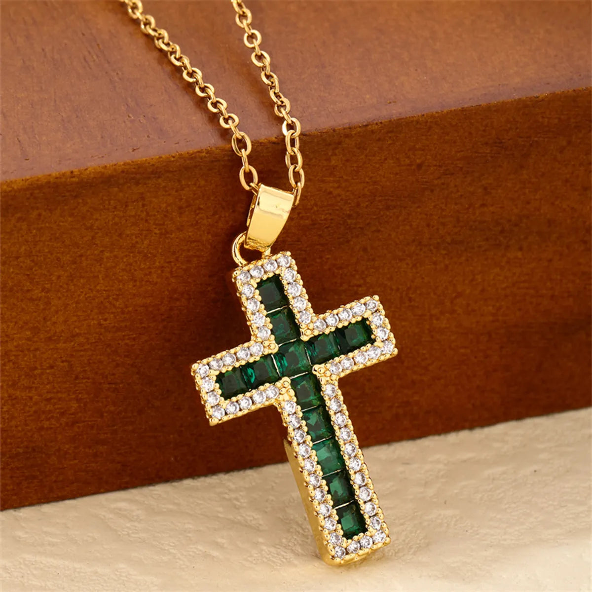 Hip-hop Vintage Style Simple Style Cross Stainless Steel Plating Inlay Zircon Gold Plated Pendant Necklace