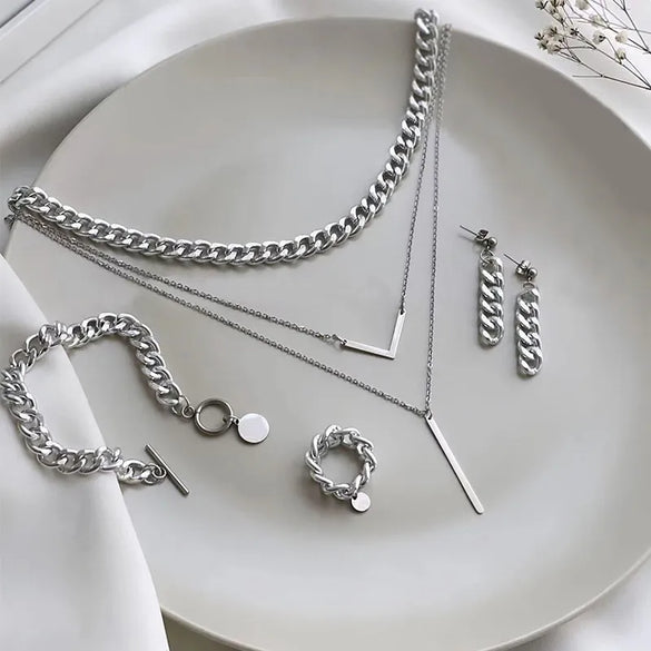 Hip-Hop Vintage Style Triangle Round Alloy Women'S Rings Earrings Necklace