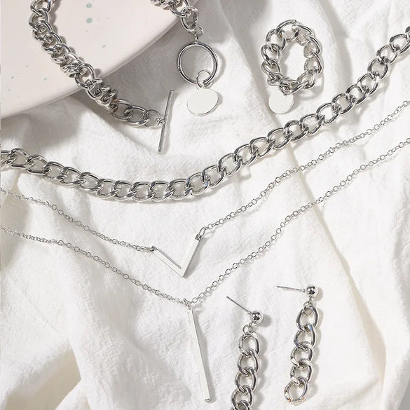 Hip-Hop Vintage Style Triangle Round Alloy Women'S Rings Earrings Necklace