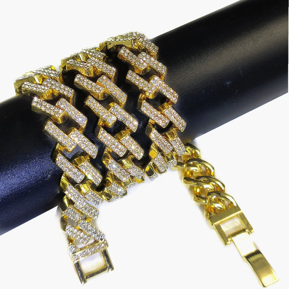 Hip Hop Watch Buckle Prismatic Diamond Necklace With Alloy Material Electroplating Treatment Letters Numbers Text Pattern And Snake Bone Chain