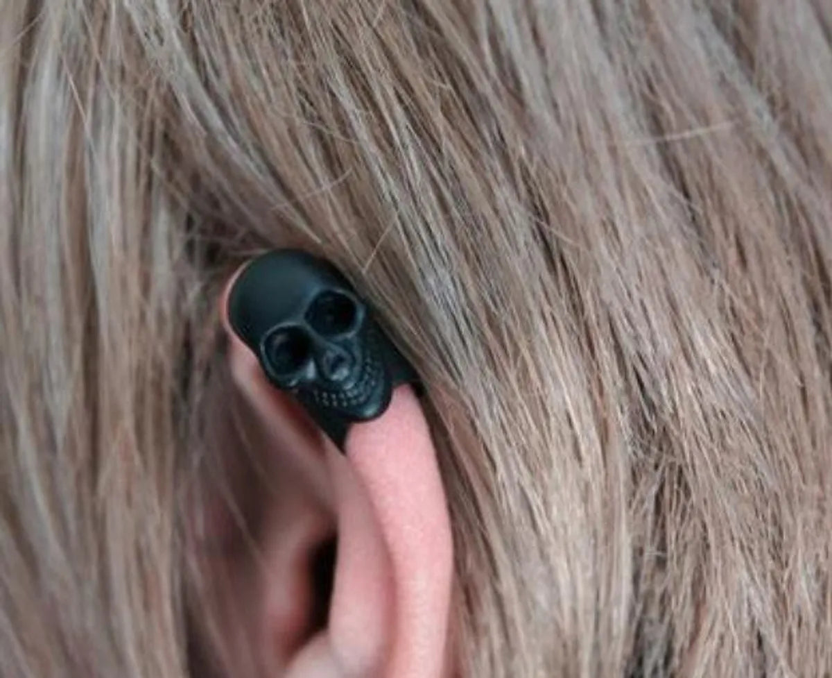 Hollow Skull Ear Bone Clip Unisex Earrings Wholesale