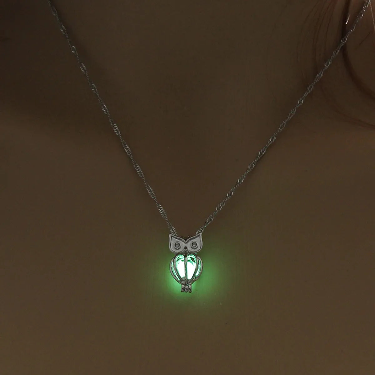 Hot Sale Luminous Cage Fashion Openable Pendant Halloween Luminous Jewelry Alloy Necklace