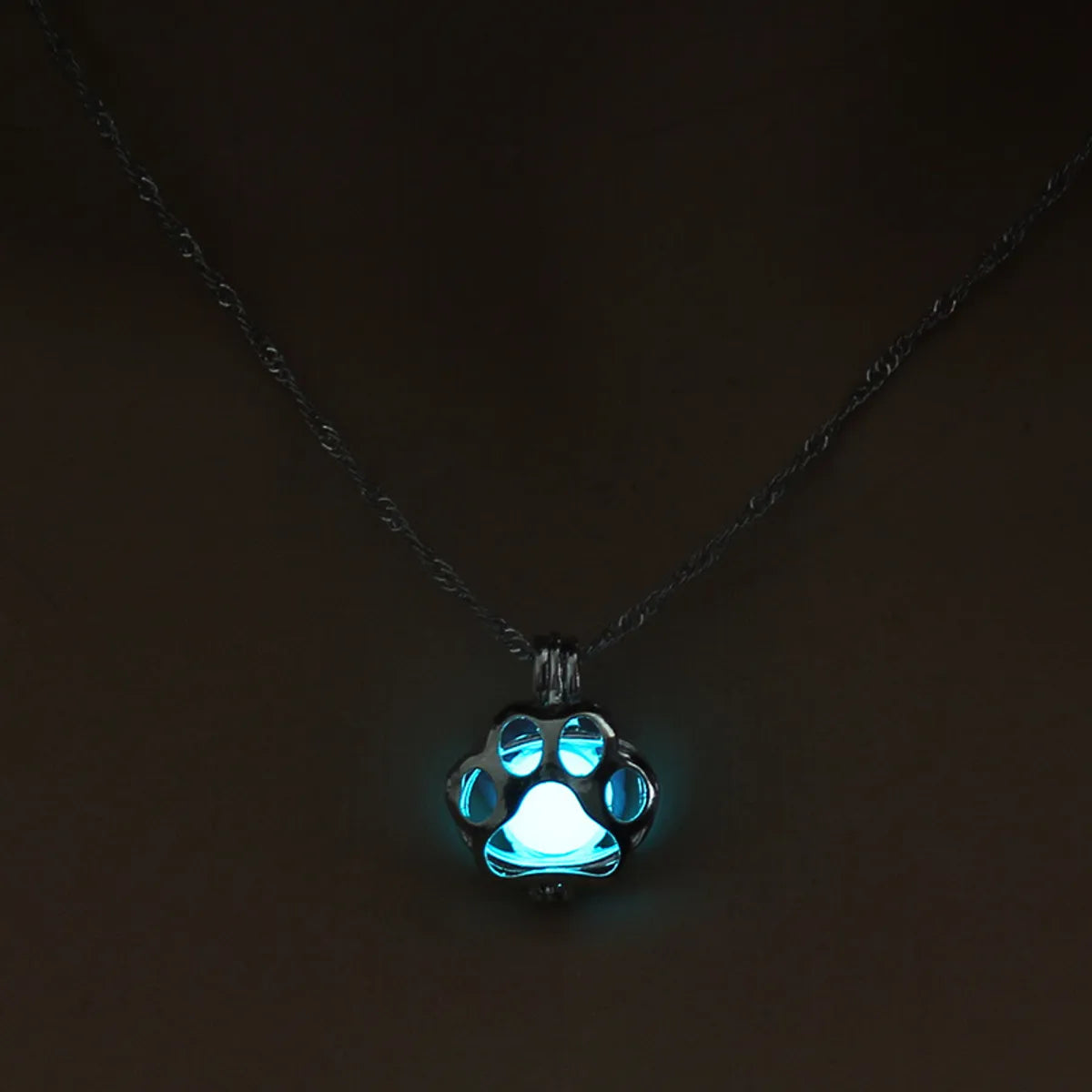 Hot Sale Luminous Cage Hollow Cat Claw Pendant Halloween Alloy Necklace For Women Accessories