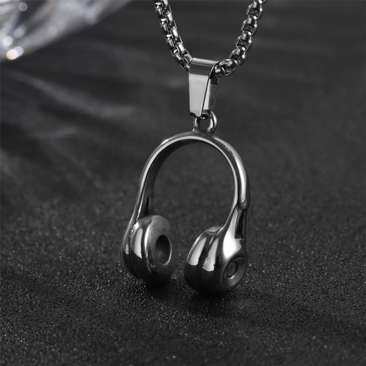 IG Style Casual Modern Style Earphones Airplane Whale 304 Stainless Steel Polishing 18K Gold Plated Men'S Pendant Necklace