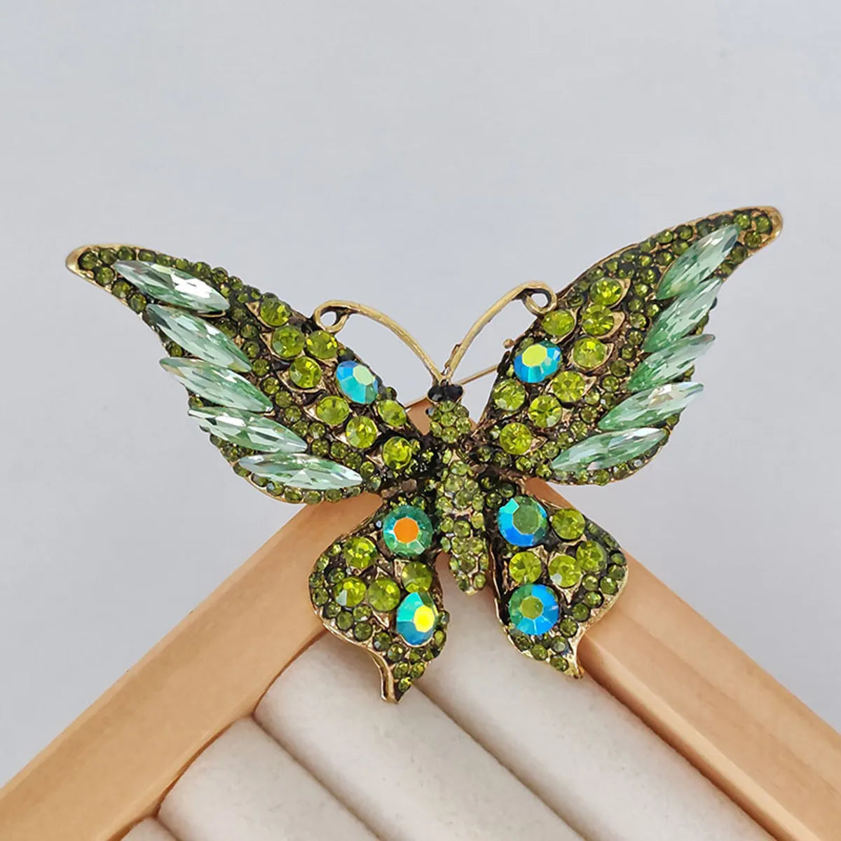 IG Style Casual Sweet Butterfly Alloy Enamel Hollow Out Inlay Artificial Crystal Rhinestones Unisex Brooches