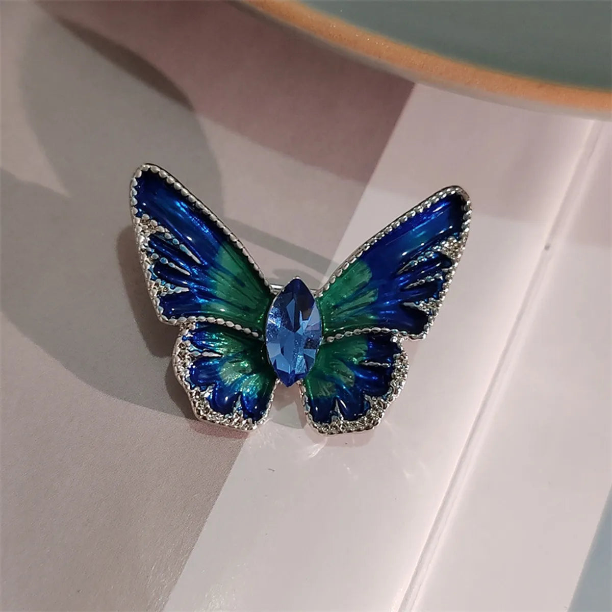 IG Style Casual Sweet Butterfly Alloy Enamel Hollow Out Inlay Artificial Crystal Rhinestones Unisex Brooches