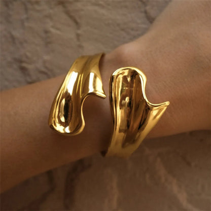 Ig Style Elegant Geometric Alloy Plating Gold Plated Silver Plated Women'S Bangle