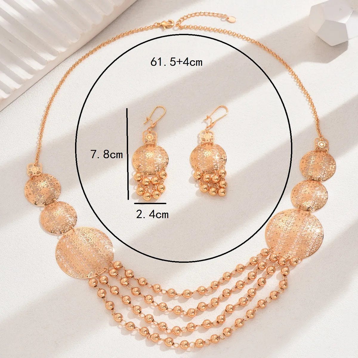 IG Style Elegant Round Flower Iron Hollow Out Imitation Gold  Women'S Jewelry Set