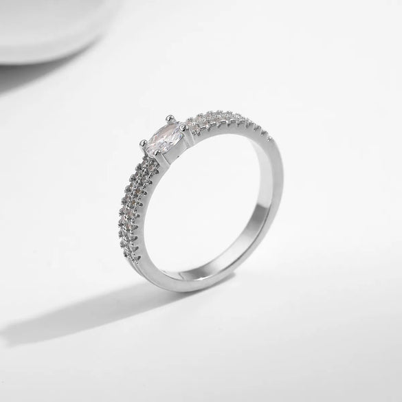 Ig Style Elegant Round Sterling Silver Plating Inlay Zircon Rhodium Plated Rings