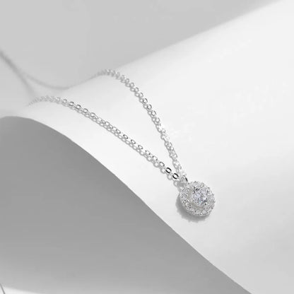 Ig Style Elegant Round Sterling Silver Rhodium Plated Zircon Necklace In Bulk