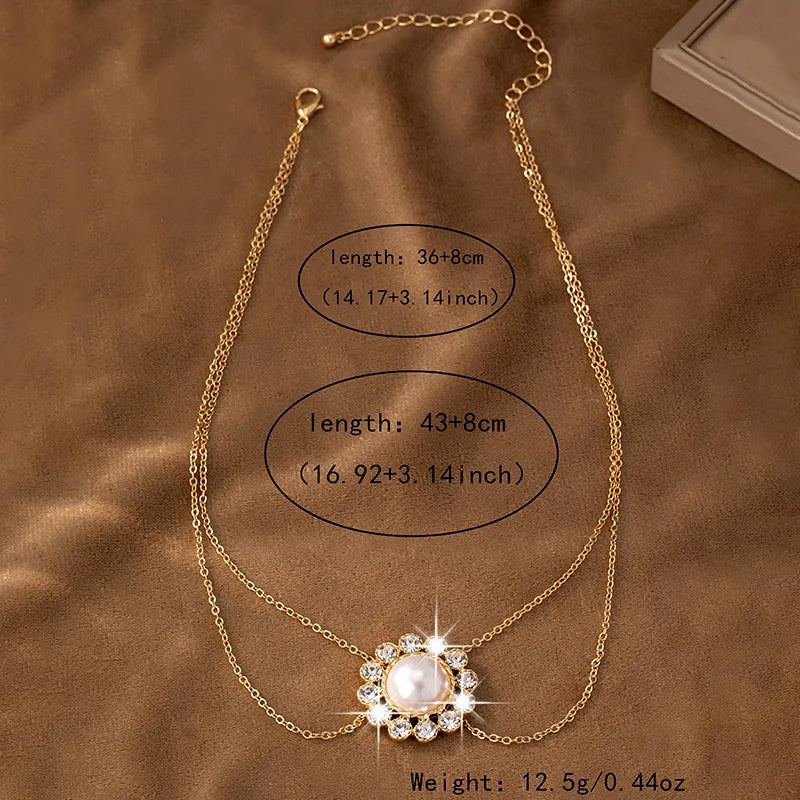 IG Style Elegant Shiny Flower Ferroalloy Zinc Alloy Inlay Pearl Zircon 14K Gold Plated Women'S Necklace