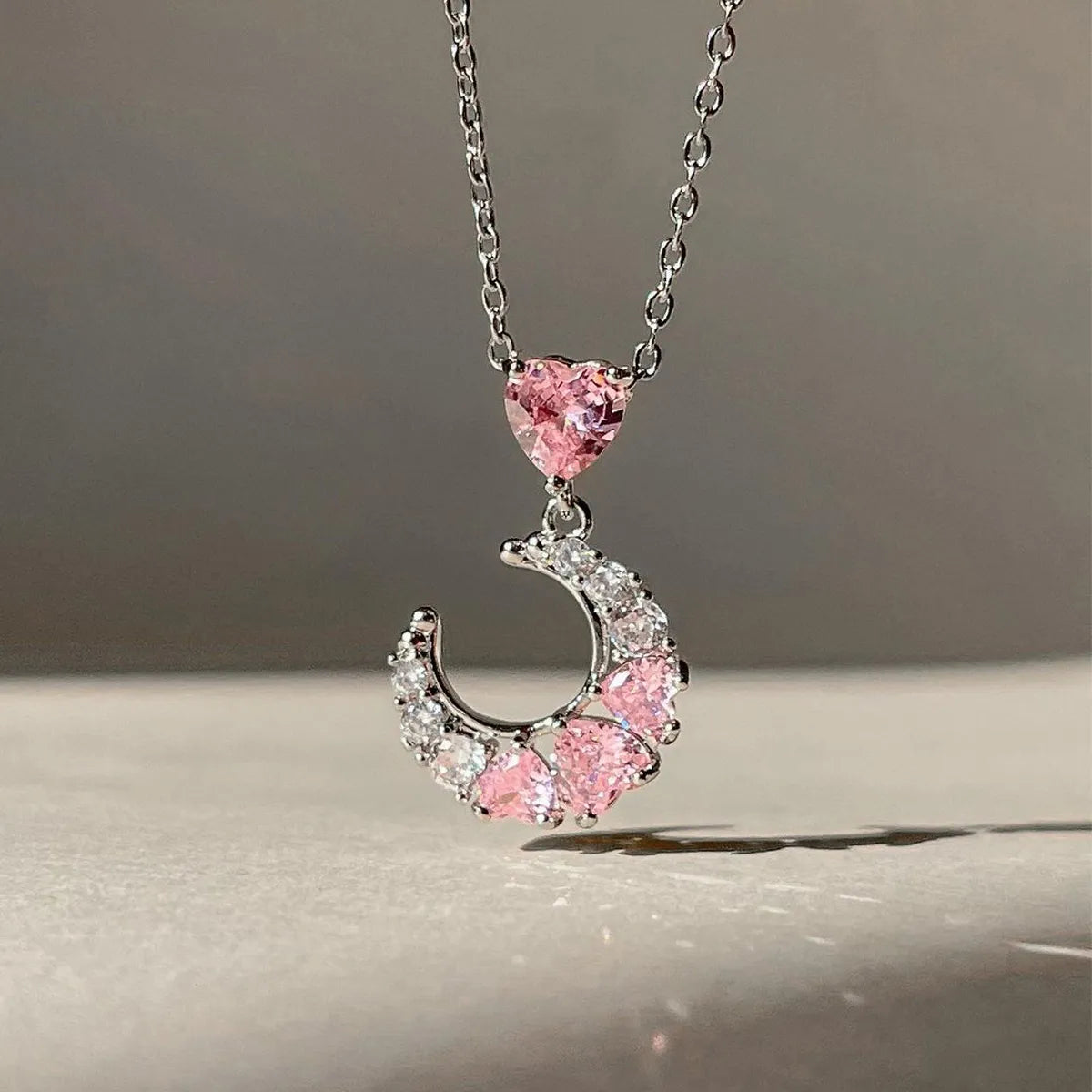 IG Style Elegant Simple Style Moon Heart Shape Diamond Alloy Wholesale Pendant Necklace