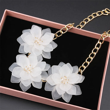 Ig Style Exaggerated Flower Alloy Crystal Pearl Three-dimensional Women's Necklace