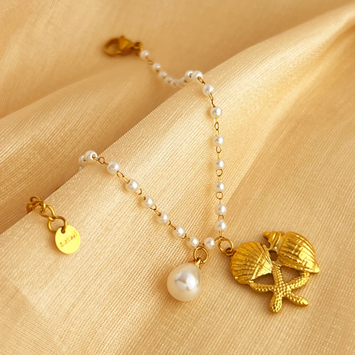 IG Style Hawaiian Classic Style Starfish Conch Shell 201 Stainless Steel 304 Stainless Steel Artificial Pearl 18K Gold Plated Bracelets In Bulk