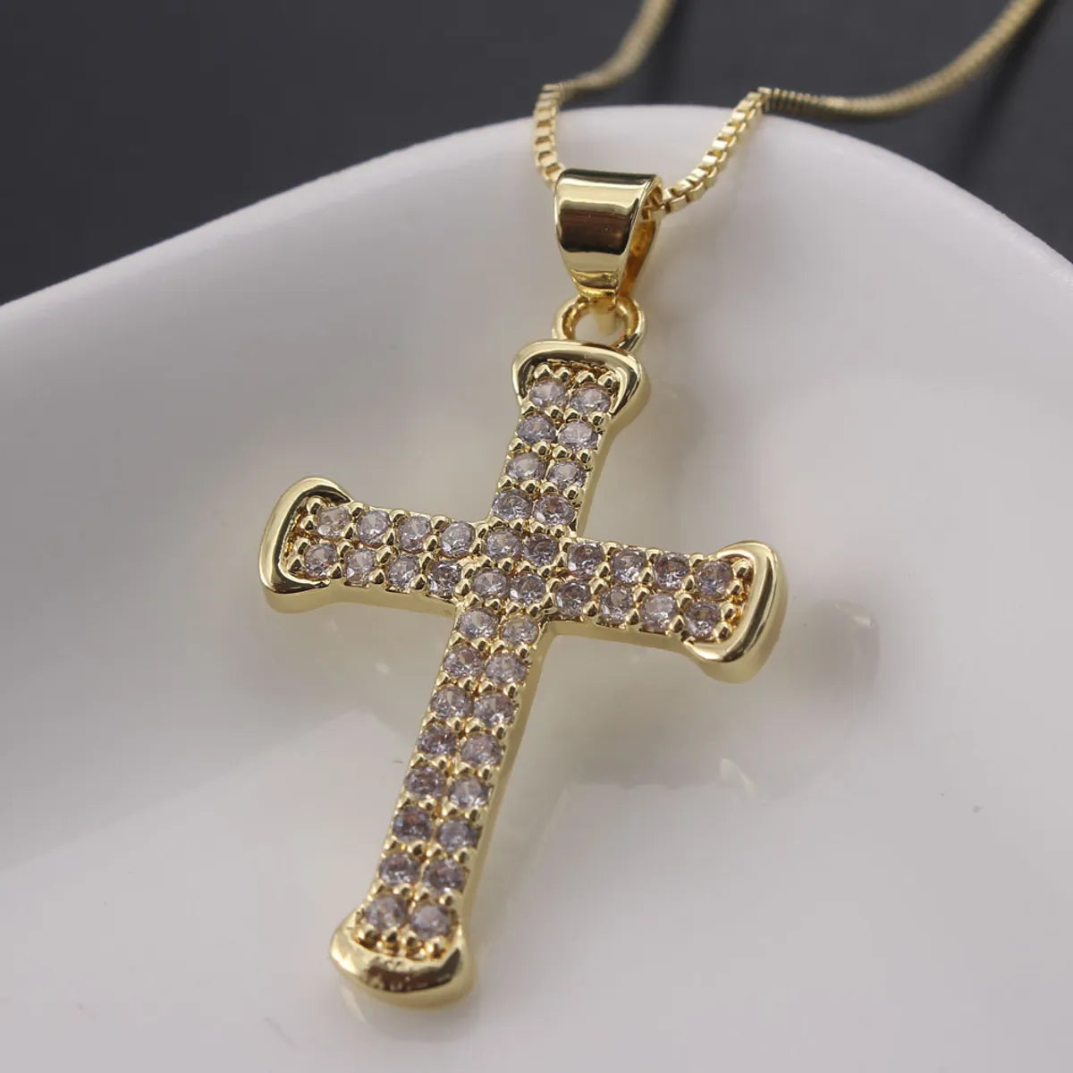 Ig Style Hip-hop Cool Style Cross Copper Gold Plated Zircon Pendant Necklace In Bulk