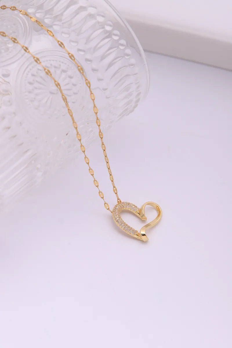 Wholesale Jewelry IG Style Hip-Hop Shiny Heart Shape 304 Stainless Steel Copper Zircon Plating Inlay Pendant Necklace