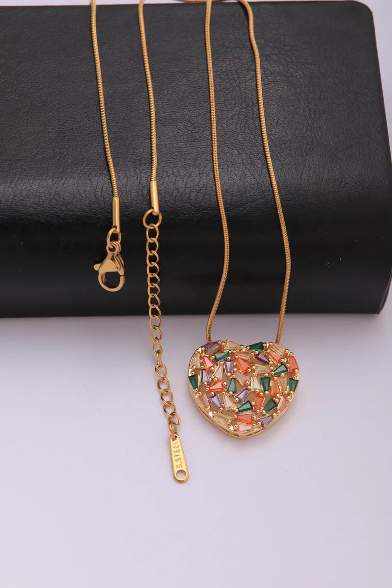 Wholesale Jewelry IG Style Hip-Hop Shiny Heart Shape 304 Stainless Steel Copper Zircon Plating Inlay Pendant Necklace