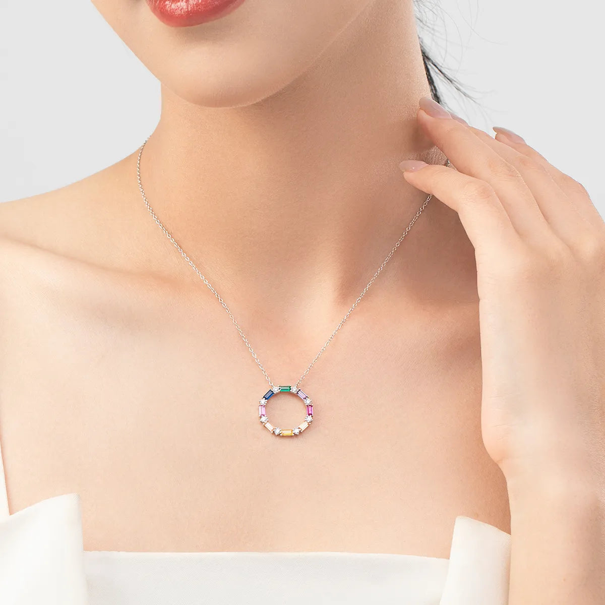 Ig Style Luxurious Circle Colorful Sterling Silver Plating Inlay Zircon Rhodium Plated Necklace