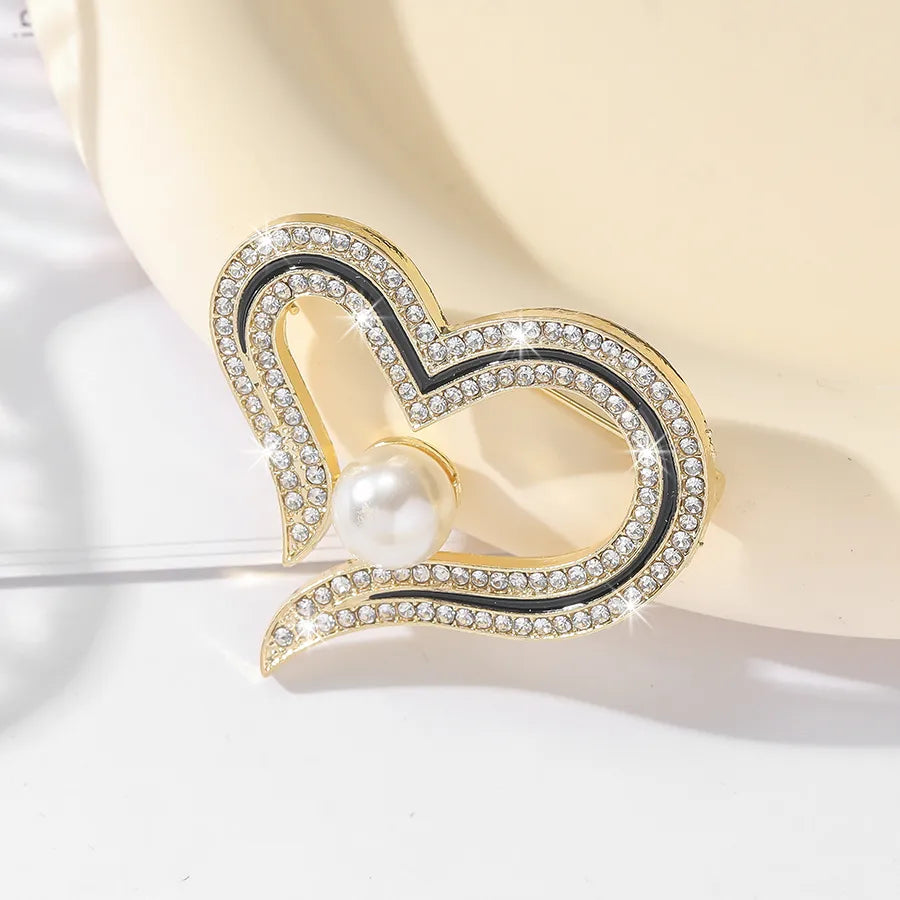 IG Style Shiny Heart Shape Alloy Inlay Artificial Rhinestones Pearl Women'S Brooches