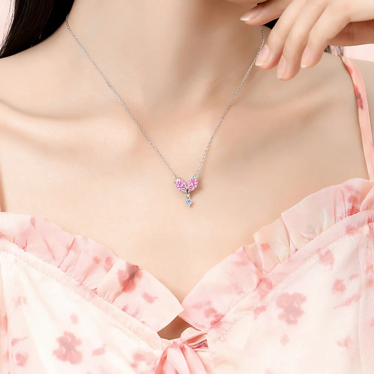 Ig Style Shiny Heart Shape Crown Bow Knot Sterling Silver Polishing Plating Inlay Zircon Pendant Necklace