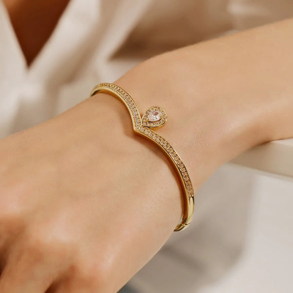 IG Style Shiny Round Water Droplets Snake Rhinestones Alloy Wholesale Bangle