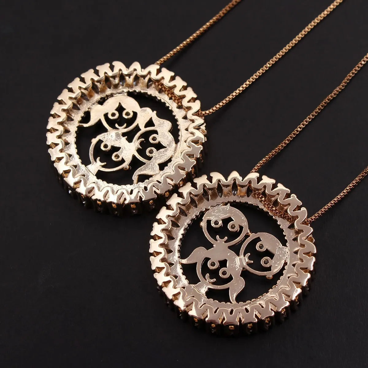 Ig Style Simple Style Cartoon Character Copper Gold Plated Zircon Pendant Necklace In Bulk