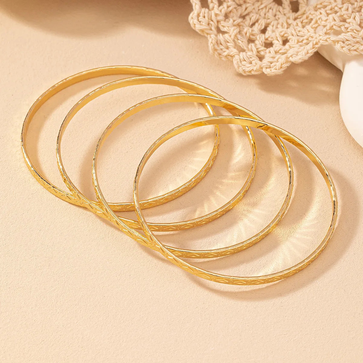 IG Style Simple Style Classic Style Round Solid Color Iron Wholesale Bangle