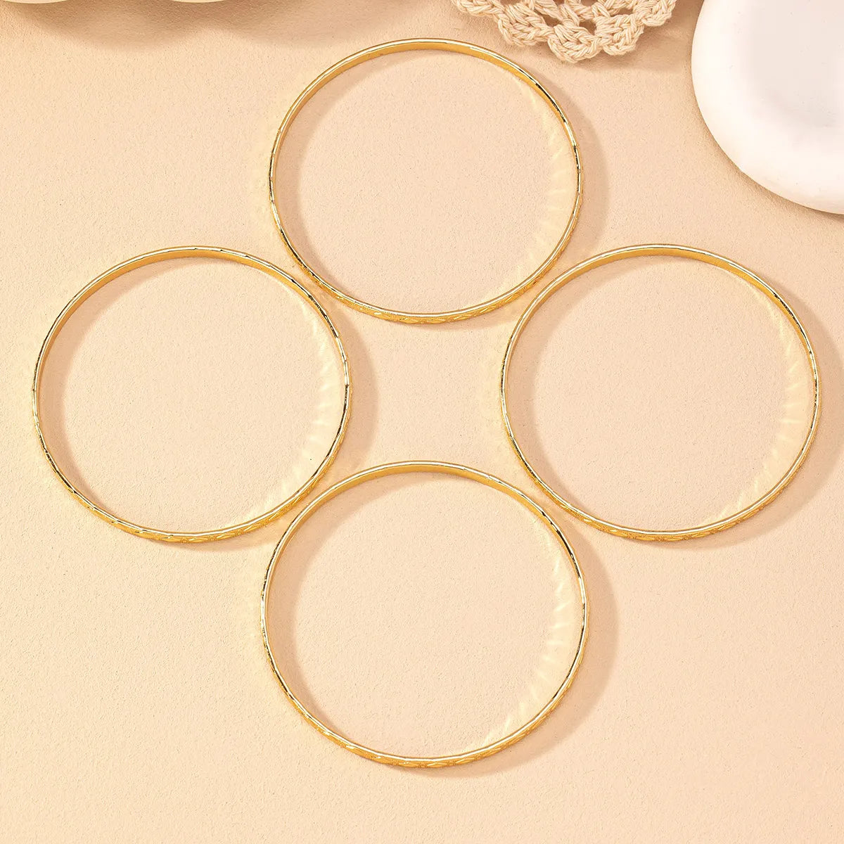 IG Style Simple Style Classic Style Round Solid Color Iron Wholesale Bangle