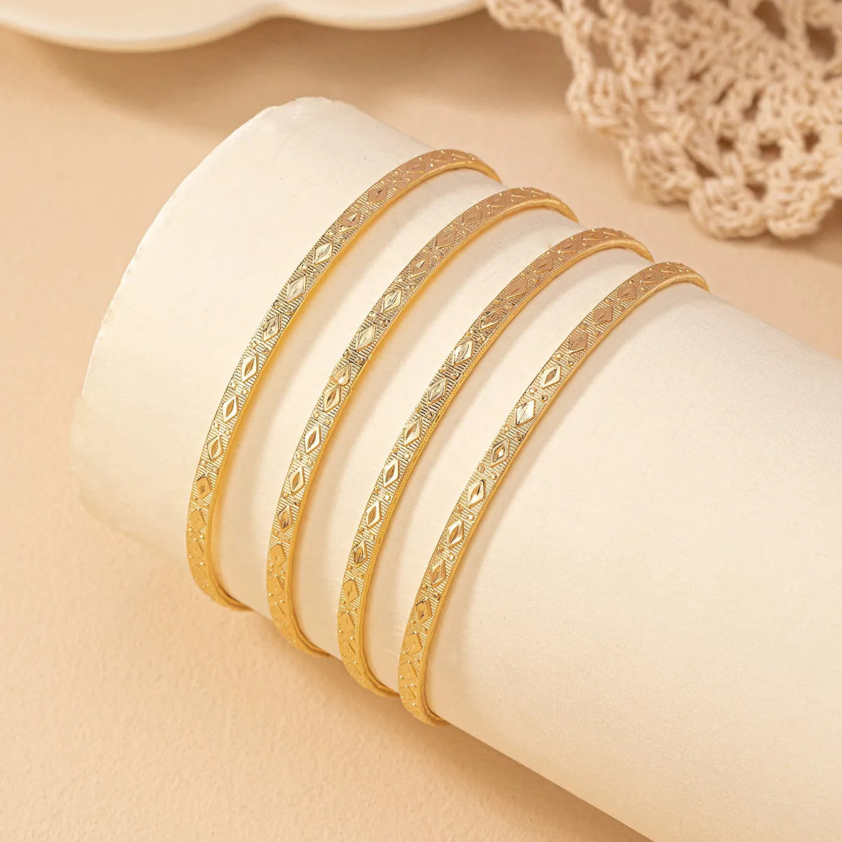 IG Style Simple Style Classic Style Round Solid Color Iron Wholesale Bangle