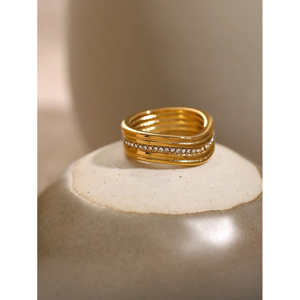 IG Style Simple Style Classic Style Waves Lines 304 Stainless Steel 18K Gold Plated Rhinestones Rings In Bulk