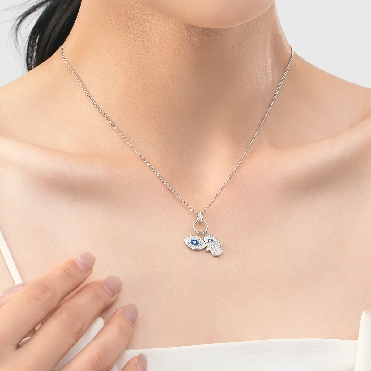 Ig Style Simple Style Devil's Eye Hand Of Fatima Sterling Silver Plating Inlay Zircon Rhodium Plated Pendant Necklace